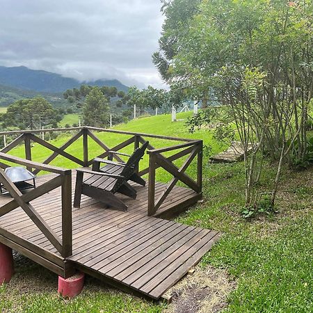 Chales Solar Da Montanha Urubici - Com Hidromassagem Exterior photo